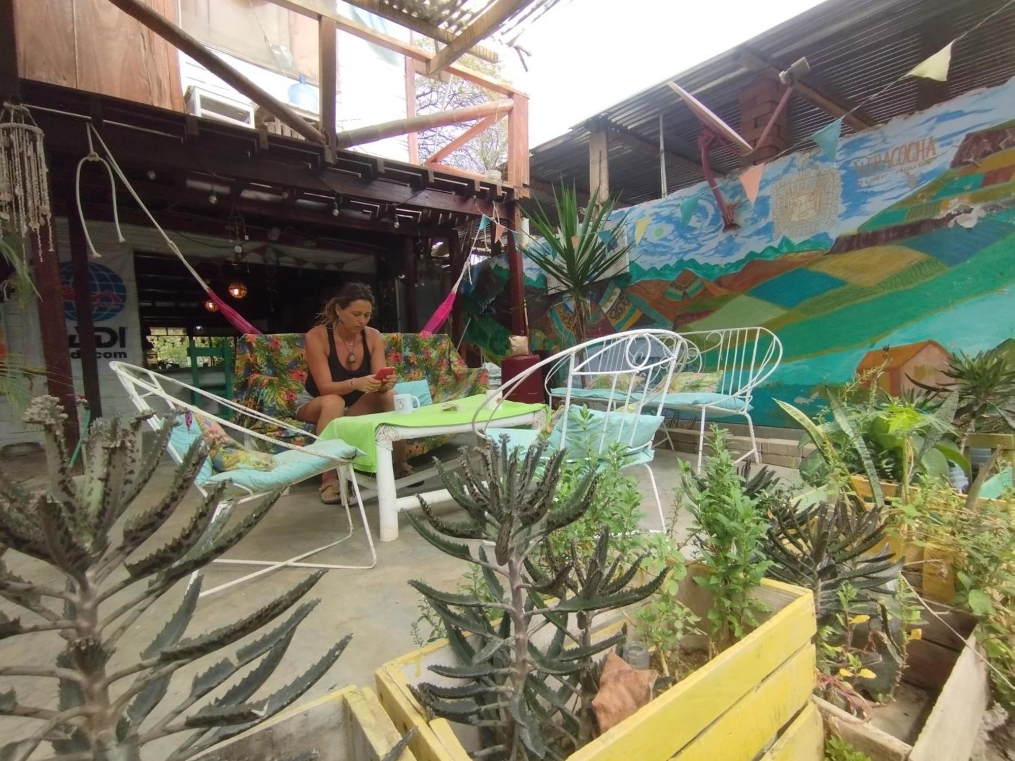 Wiracocha Hostal Манкора Екстериор снимка