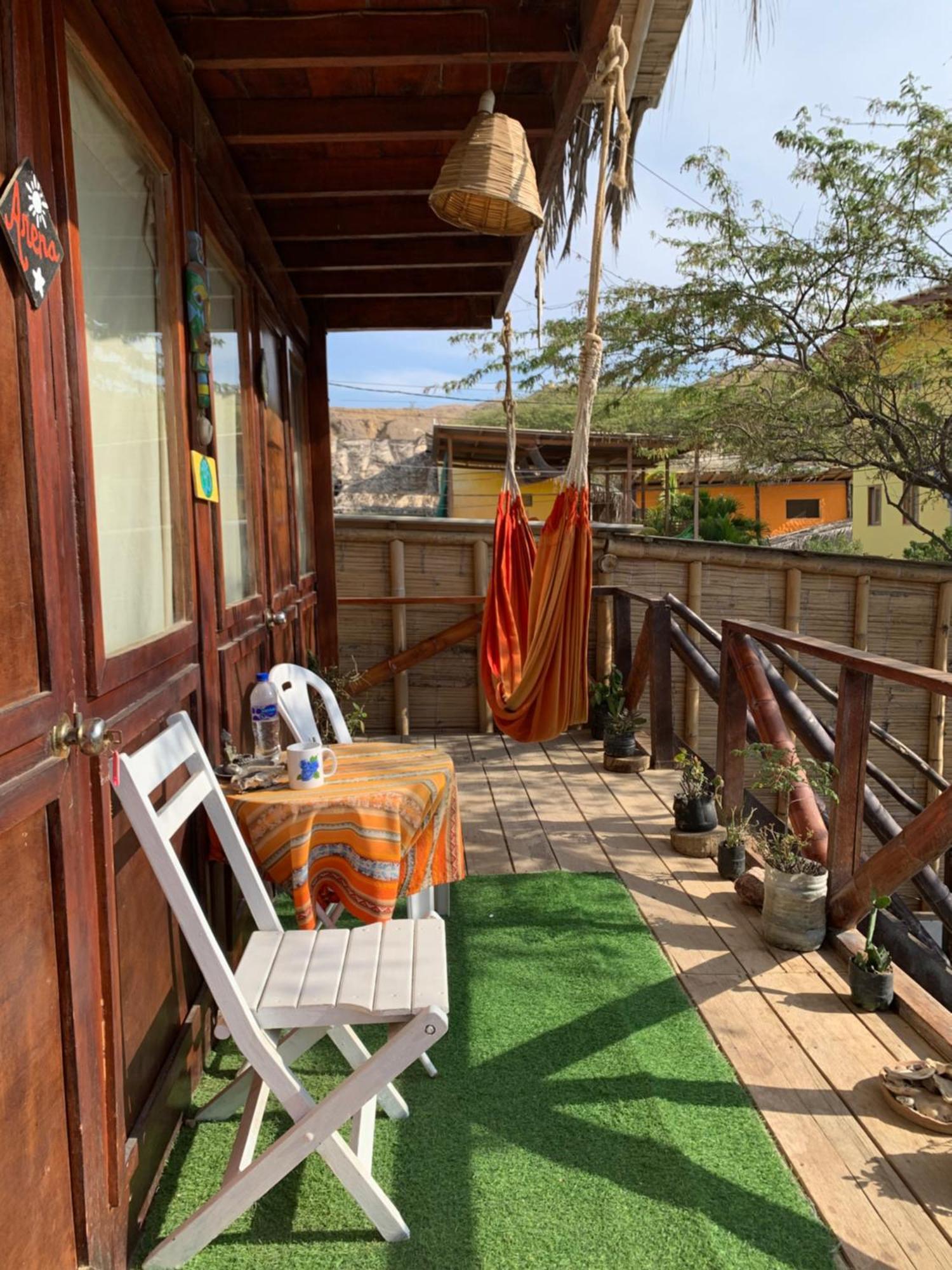 Wiracocha Hostal Манкора Екстериор снимка