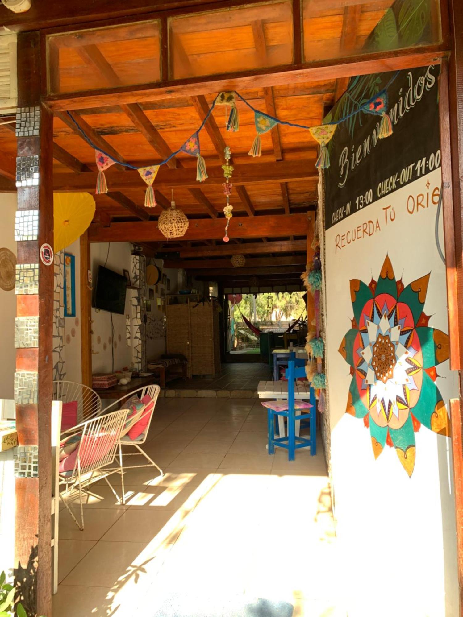 Wiracocha Hostal Манкора Екстериор снимка