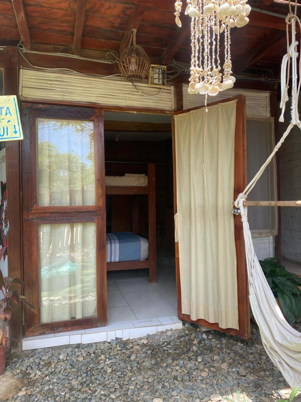 Wiracocha Hostal Манкора Екстериор снимка