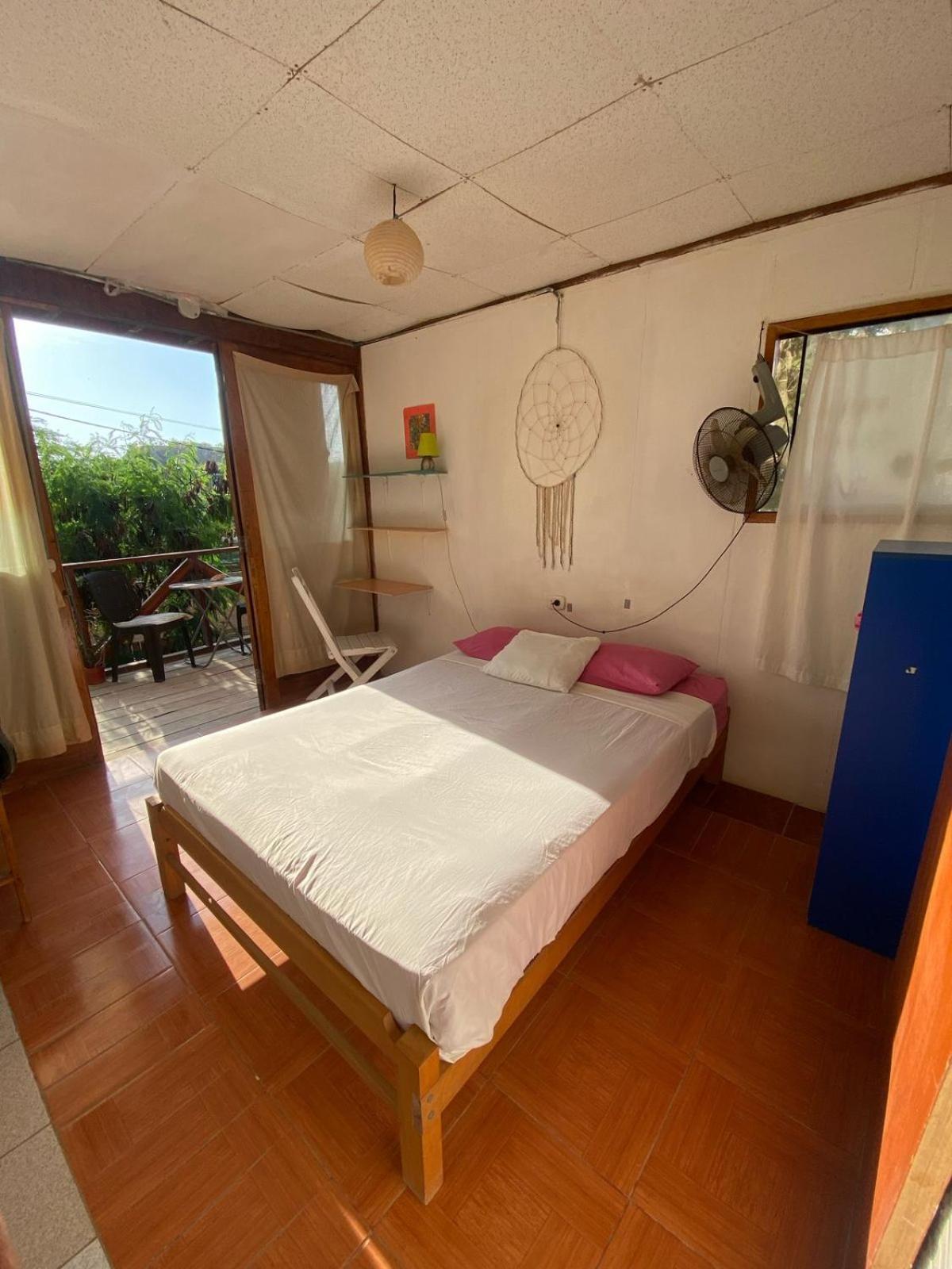 Wiracocha Hostal Манкора Екстериор снимка